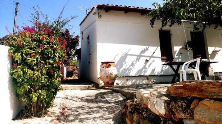 Afrodite'S House-Restaurated Oil Factory Agia  Exterior photo